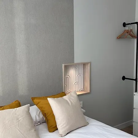 Chapiteles Catedral Appartement *